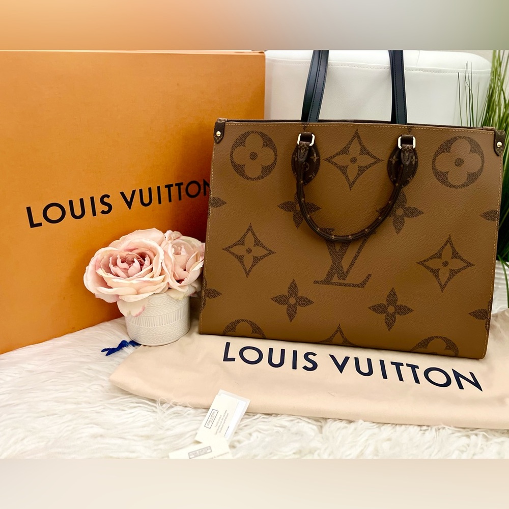 Louis Vuitton OntheGo GM tote